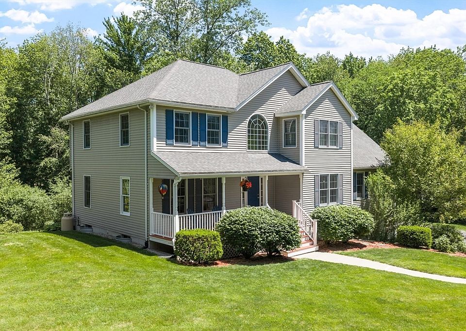 1st image of 5 Laury Ln
