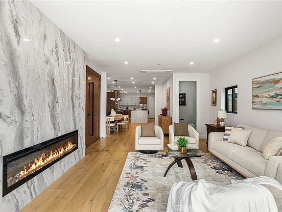 4th image of 424 20th St