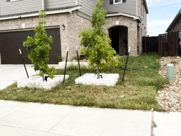 2105 Ebony Dove St, Round Rock, TX 78664