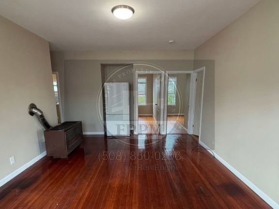 5th image of 119-121 Tremont St #1R