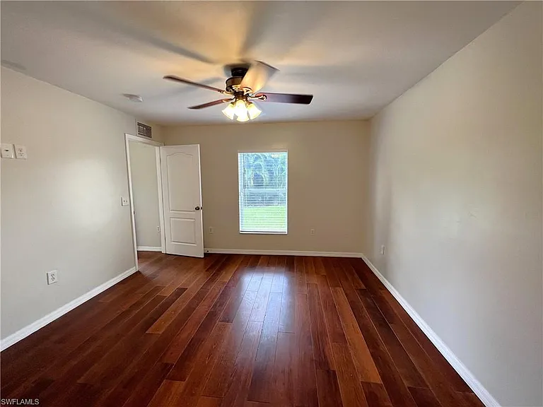 8334 Robin Rd — Photo 11