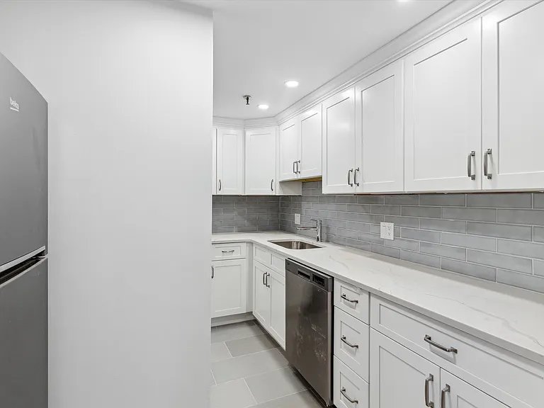 390 Commonwealth Ave #603 — Photo 4