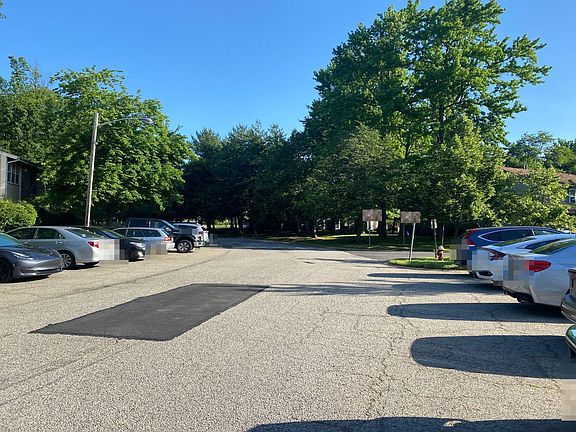 5th image of 175 Pennsylvania Way