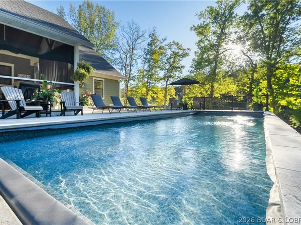 336 Cherry Hill Ln, Lake Ozark, MO 65049
