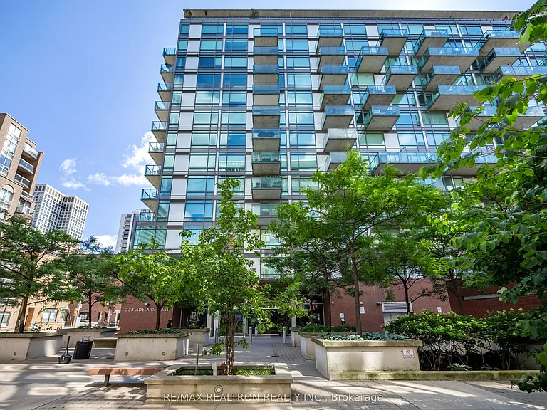 218 King St E #320 — Photo 31