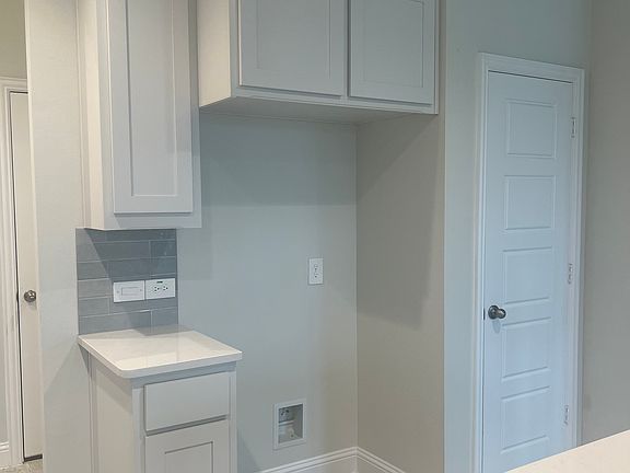 5th image of 6084 Bursey Rd