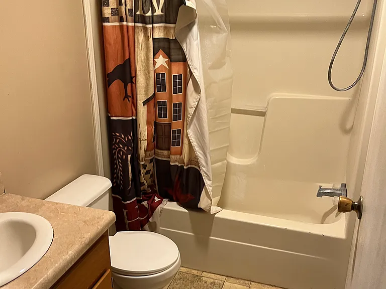 775 Riverbend Dr — Photo 10