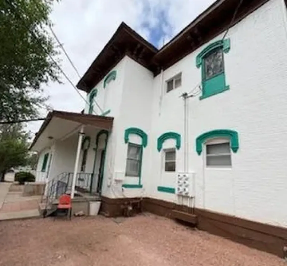 1 bed, 420 sqft, $800 — Photo 2