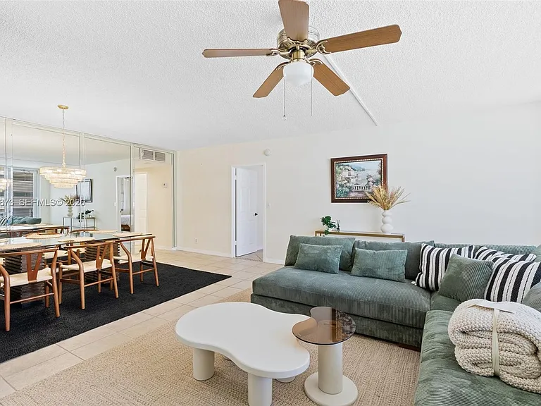 3725 S Ocean Dr #921 — Photo 7