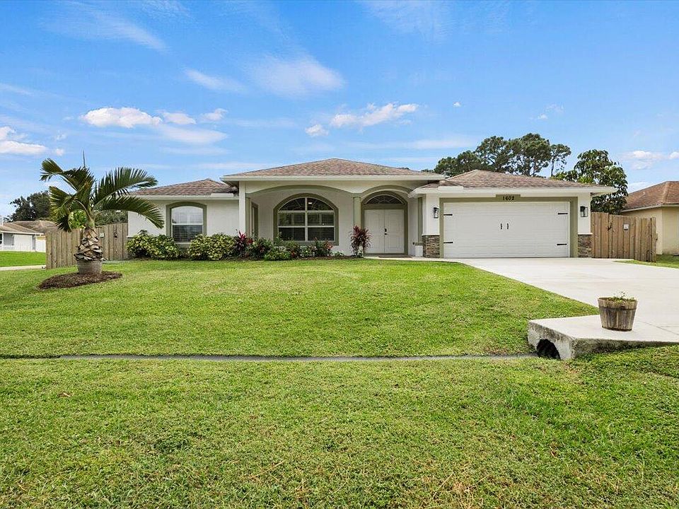 1st image of 1602 SW Glacador Avenue