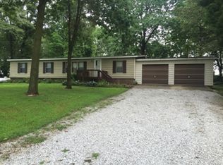 868 County Road 2150 E, Fairfield, IL 62837
