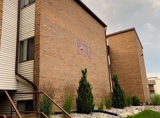 1570 W Pond Dr APT 14, Okemos, MI 48864