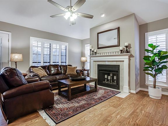 5th image of 2310 Kenley St
