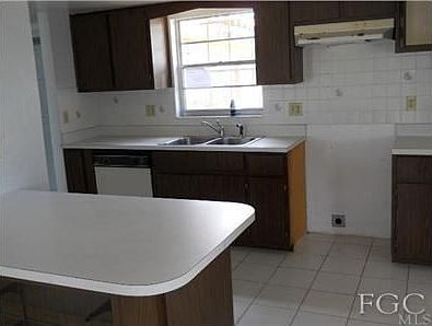 2nd image of 1513 Markdale St E
