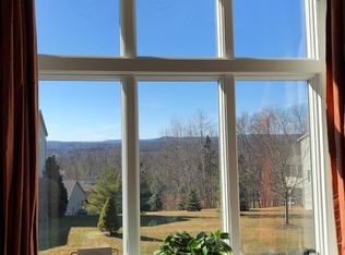 8 Wyndemere, Avon, CT 06001