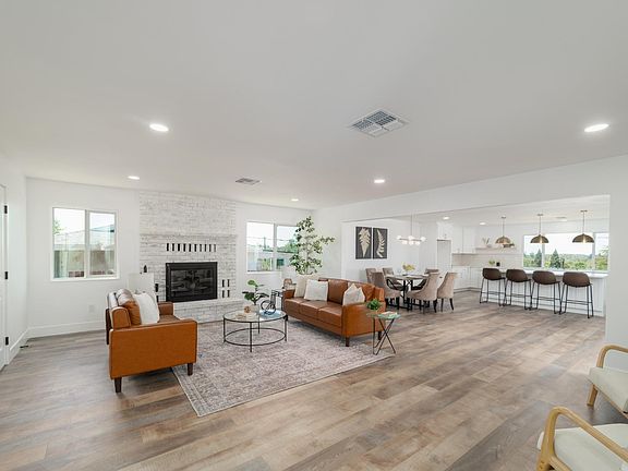 2nd image of 12114 Griffin Way