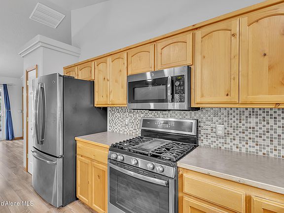 5th image of 2665 W Broadmoore Dr