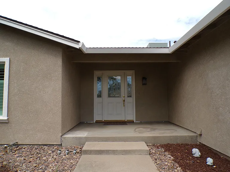 3733 Longbridge Dr — Photo 2
