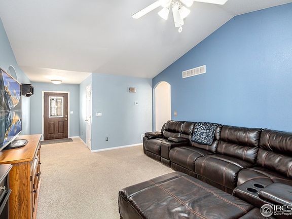 5th image of 3242 Crazy Horse Dr