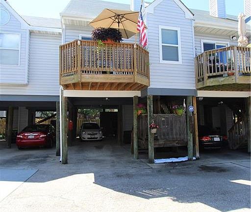 2nd image of 867 Little Bay Ave APT 5