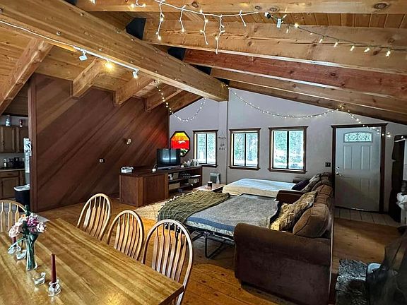 2nd image of 5705 Sacramento Ave