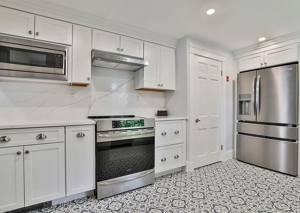 30 Governors Rd, Milton, MA 02186 Zillow