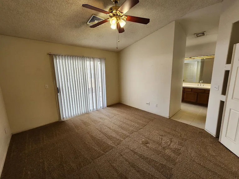 1720 Navarre Ln — Photo 20