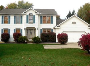 32653 Pettibone Rd, Solon, OH 44139