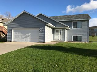 215 Spruce St, Paynesville, MN 56362