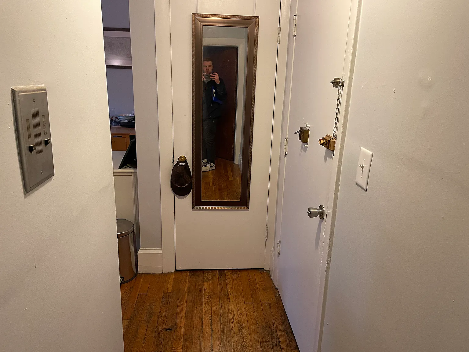 1 bed, $2,200 — Photo 4
