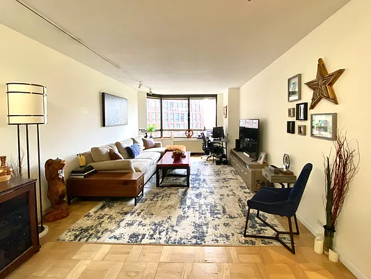 Rented by Compass | media 1