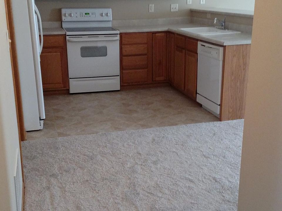 2nd image of 6924 S 90th St
