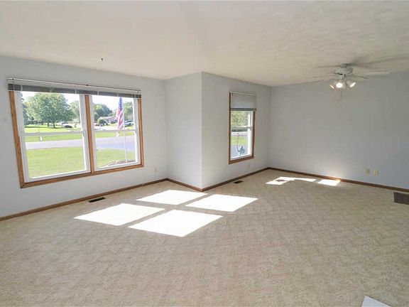 5th image of 4790 Minns Dr