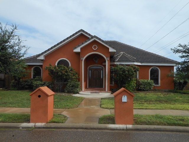 1st image of 3203 Salvador Ave