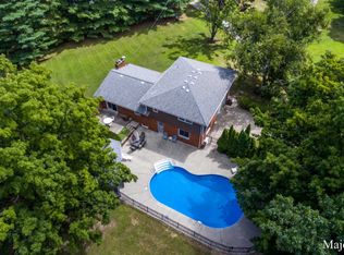 5615 Glen Cove Ct SE, Grand Rapids, MI 49546