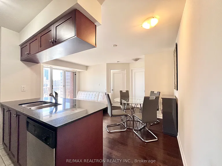 60 Saint Clair Ave W #1204 — Photo 3