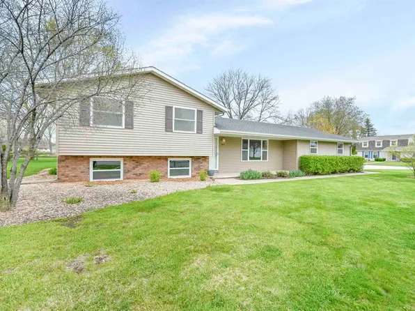 745 Longview Ave, Green Bay, WI 54301