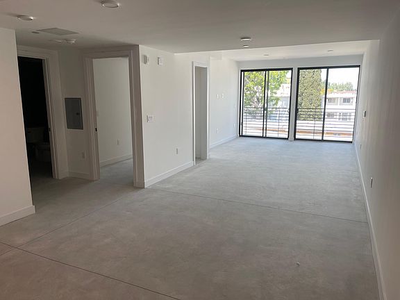 3rd image of 10867 W Fruitland Dr #403