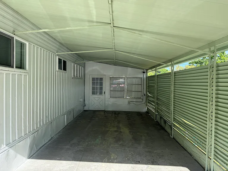 1714 Missouri Ave — Photo 6