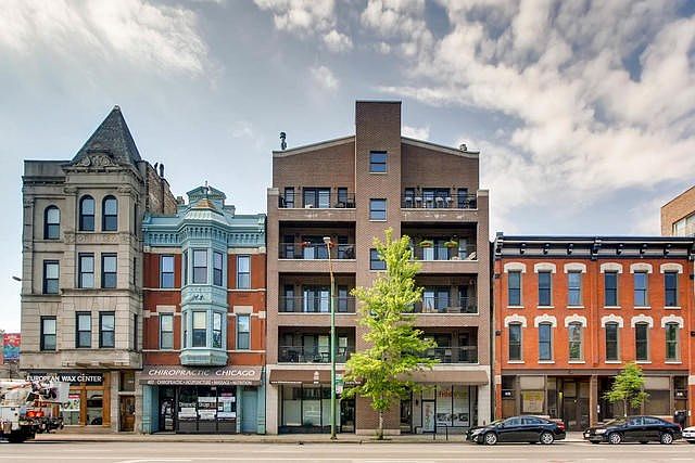 1st image of 411 W North Ave APT 5W