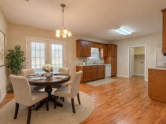 2nd image of 1131 Trellis Ct