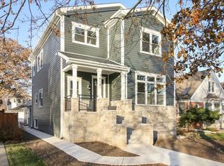 7618 W Palatine Ave, Chicago, IL 60631