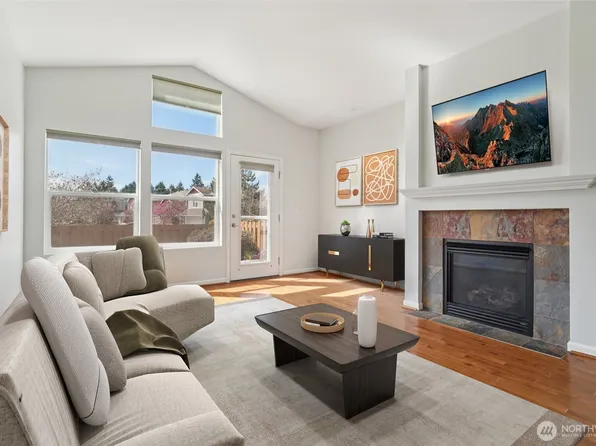 5909 Panorama Drive SE #12-104, Auburn, WA 98092