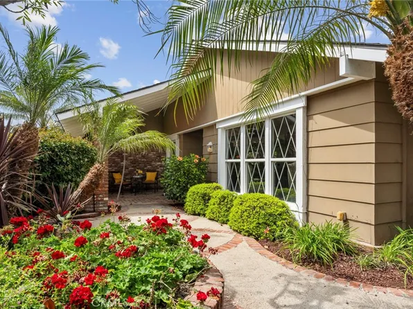 3211 N Pinewood St, Orange, CA 92865