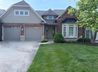 1218 Mini Hills Dr, Effingham, IL 62401