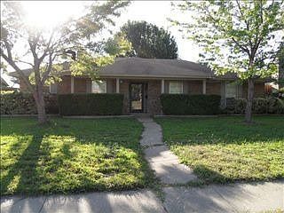 1st image of 3206 Kensington Dr