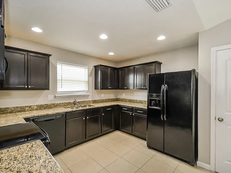 3258 Hidden Meadows Ct — Photo 8