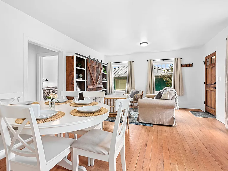 2519 Vallette St — Photo 30