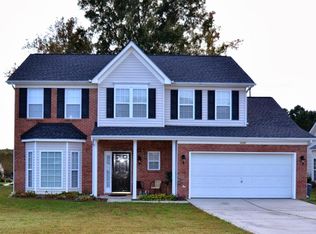 2240 Candlelight Woods Dr, Matthews, NC 28105