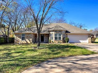 102 Chrissa Dr, Pottsboro, TX 75076